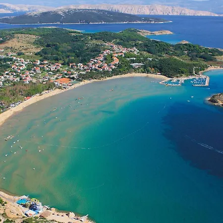 Amazing Stacaravan In With Wifi 4*