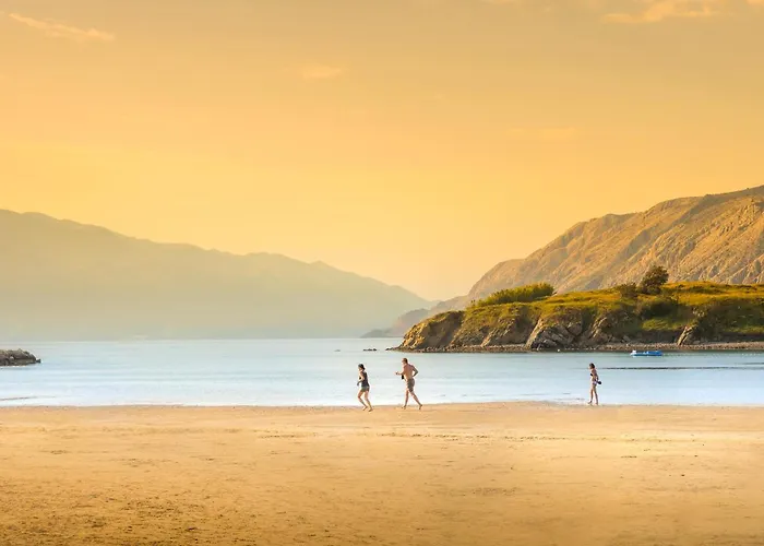 Amazing Stacaravan In With Wifi Camping