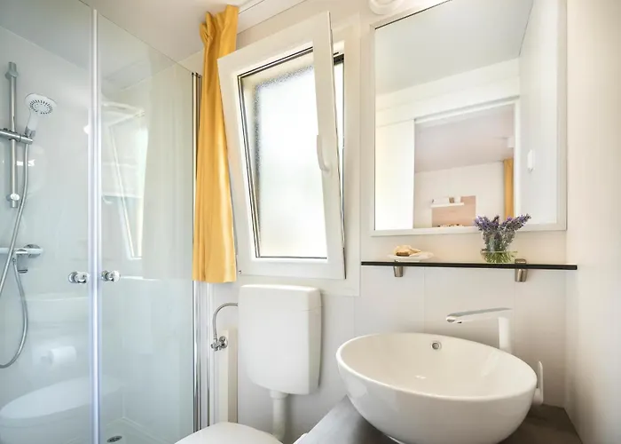 Amazing Stacaravan In With Wifi 4*