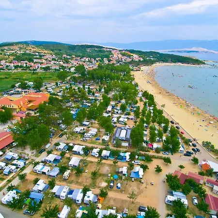2 Bedroom Stacaravan In 4*