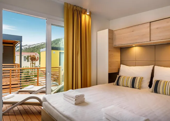 Amazing Stacaravan In With Wifi Camping Lopar